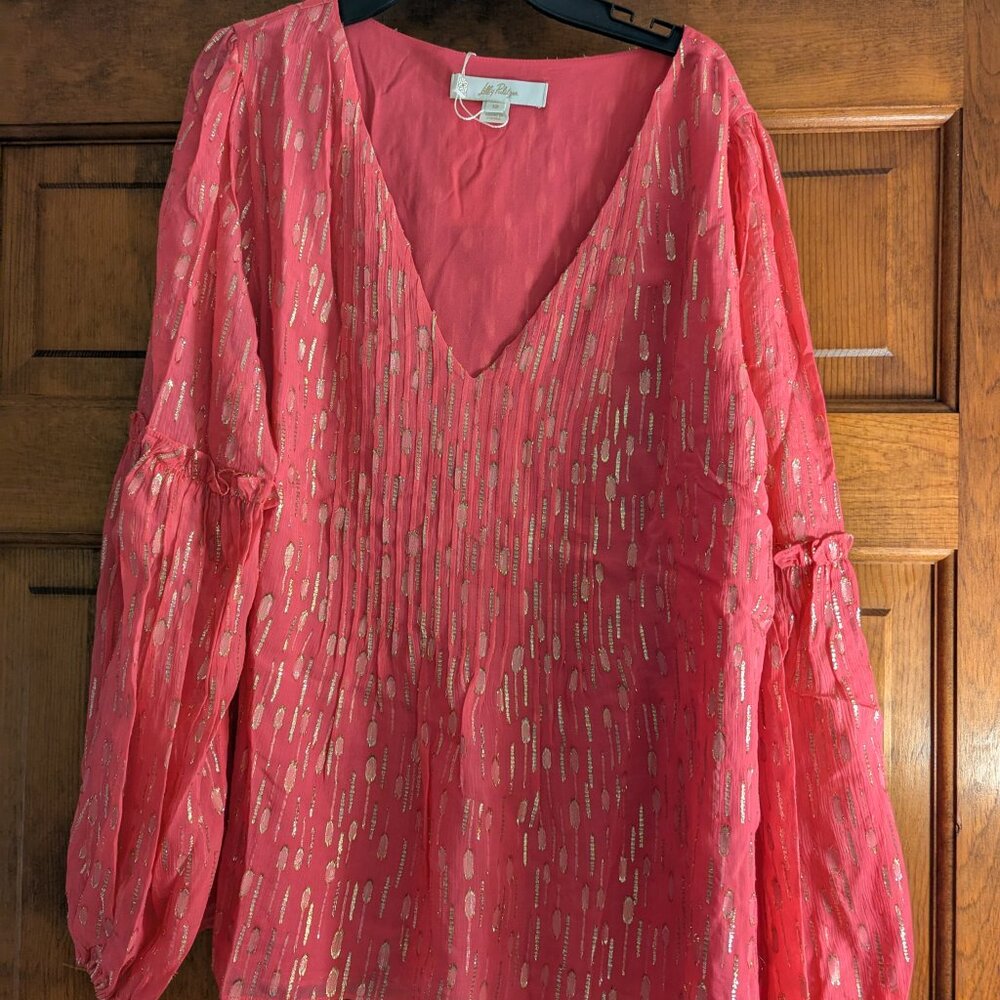 NWT LILLY PULITZER TOP - SIZE 12 - PASSION FRUIT PINK WITH GOLD CLIPS